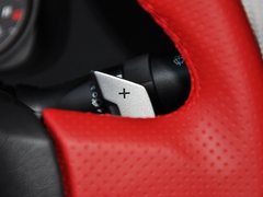 2013款 2.0L 自动 豪华版