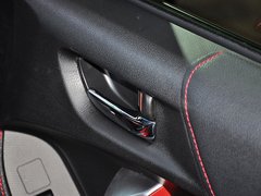 2013款 2.0L 自动 豪华版
