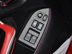 2013款 2.0L 自动 豪华版