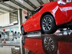 2013款 2.0L 自动 豪华版