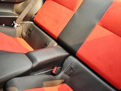 2013款 2.0L 自动 豪华版
