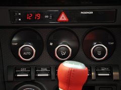 2013款 2.0L 自动 豪华版