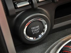 2013款 2.0L 自动 豪华版