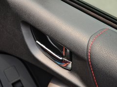 2013款 2.0L 自动 豪华版