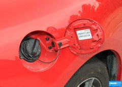 2013款 2.0L 自动 豪华版