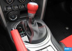 2013款 2.0L 自动 豪华版