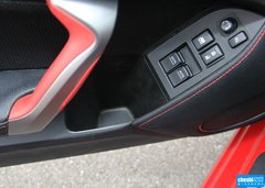 2013款 2.0L 自动 豪华版