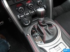 2013款 2.0L 自动 豪华版