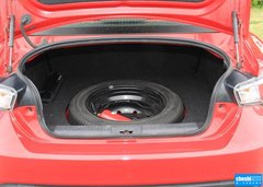 2013款 2.0L 自动 豪华版