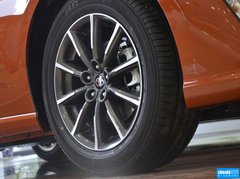2013款 2.0L 自动 豪华版