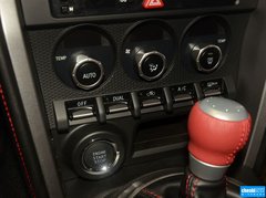 2013款 2.0L 自动 豪华版