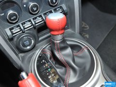 2013款 2.0L 自动 豪华版