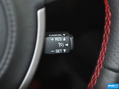 2013款 2.0L 自动 豪华版