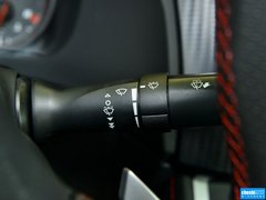 2013款 2.0L 自动 豪华版