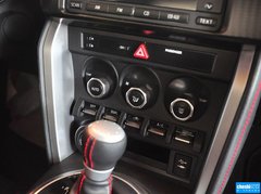 2013款 2.0L 自动 豪华版