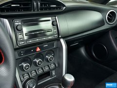 2013款 2.0L 自动 豪华版