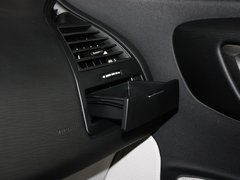2011款 三厢 1.6L 自动 冠军版