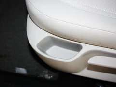 2011款 三厢 1.6L 自动 冠军版