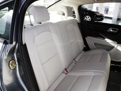 2011款 三厢 1.6L 自动 冠军版