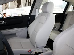 2011款 三厢 1.6L 自动 冠军版