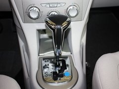 2011款 三厢 1.6L 自动 冠军版