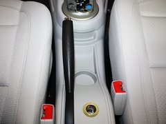 2011款 三厢 1.6L 自动 冠军版