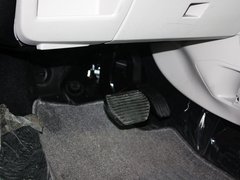 2011款 三厢 1.6L 自动 冠军版