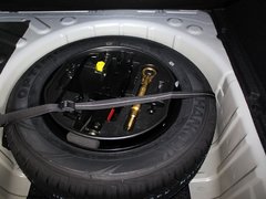 2011款 三厢 1.6L 自动 冠军版