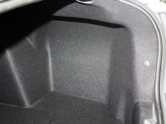 2011款 三厢 1.6L 自动 冠军版