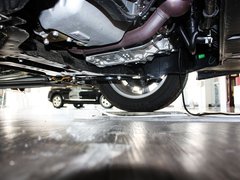 2011款 三厢 1.6L 自动 冠军版