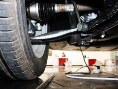 2011款 三厢 1.6L 自动 冠军版
