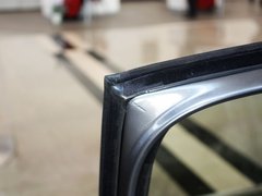 2011款 三厢 1.6L 自动 冠军版