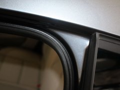 2011款 三厢 1.6L 自动 冠军版