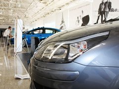 2011款 三厢 1.6L 自动 冠军版