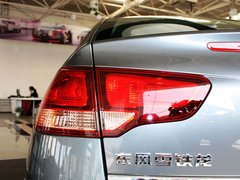 2011款 三厢 1.6L 自动 冠军版
