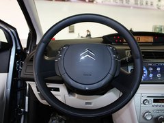 2011款 三厢 1.6L 自动 冠军版