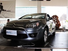 2011款 三厢 1.6L 自动 冠军版