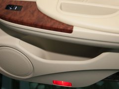 2011款 2.0L 手动 豪华型