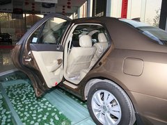 2011款 2.0L 手动 豪华型