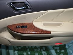 2011款 2.0L 手动 豪华型