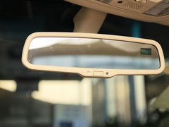 2011款 2.0L 手动 豪华型