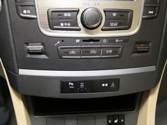 2011款 2.0L 手动 豪华型