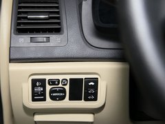 2011款 2.0L 手动 豪华型