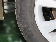 2011款 2.0L 手动 豪华型