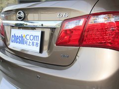 2011款 2.0L 手动 豪华型