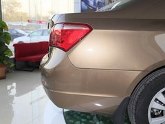 2011款 2.0L 手动 豪华型