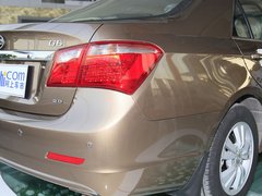2011款 2.0L 手动 豪华型