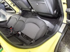 2011款 1.6L 自动 ONE版 5座