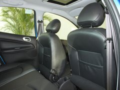 2011款 两厢 1.4L 手动 品乐版