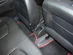 2011款 两厢 1.4L 手动 品乐版